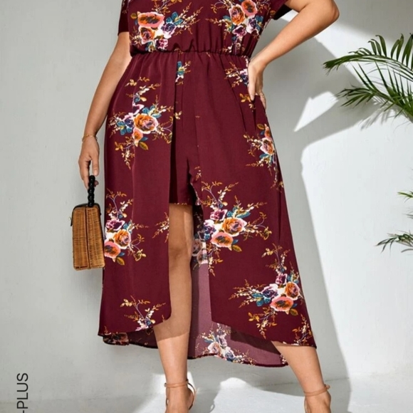 Romper - Picture 2 of 3